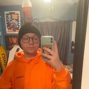 Meet your Posher, Liam